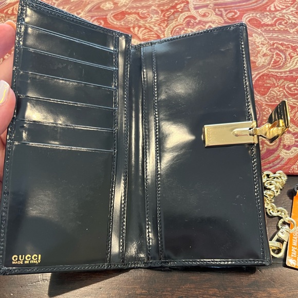 Gucci logo vintage black long patent leather wallet w chain - Picture 11 of 17
